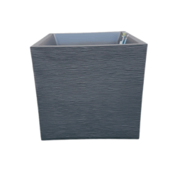 אדנית מרובעת בגימור פסים בצבע שחור