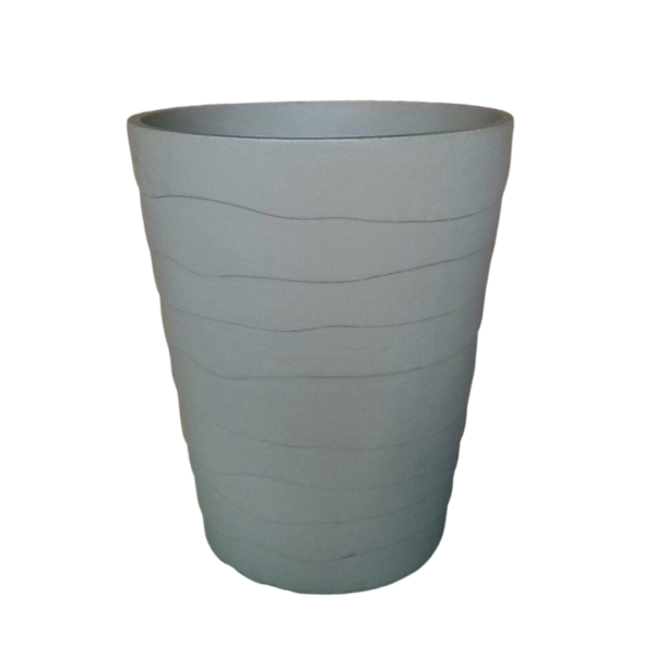 אדנית מחוספס ומעוצב בצבע אפור בהיר