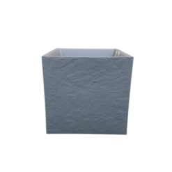 אדנית מרובעת בגימור אבן בצבע אפור